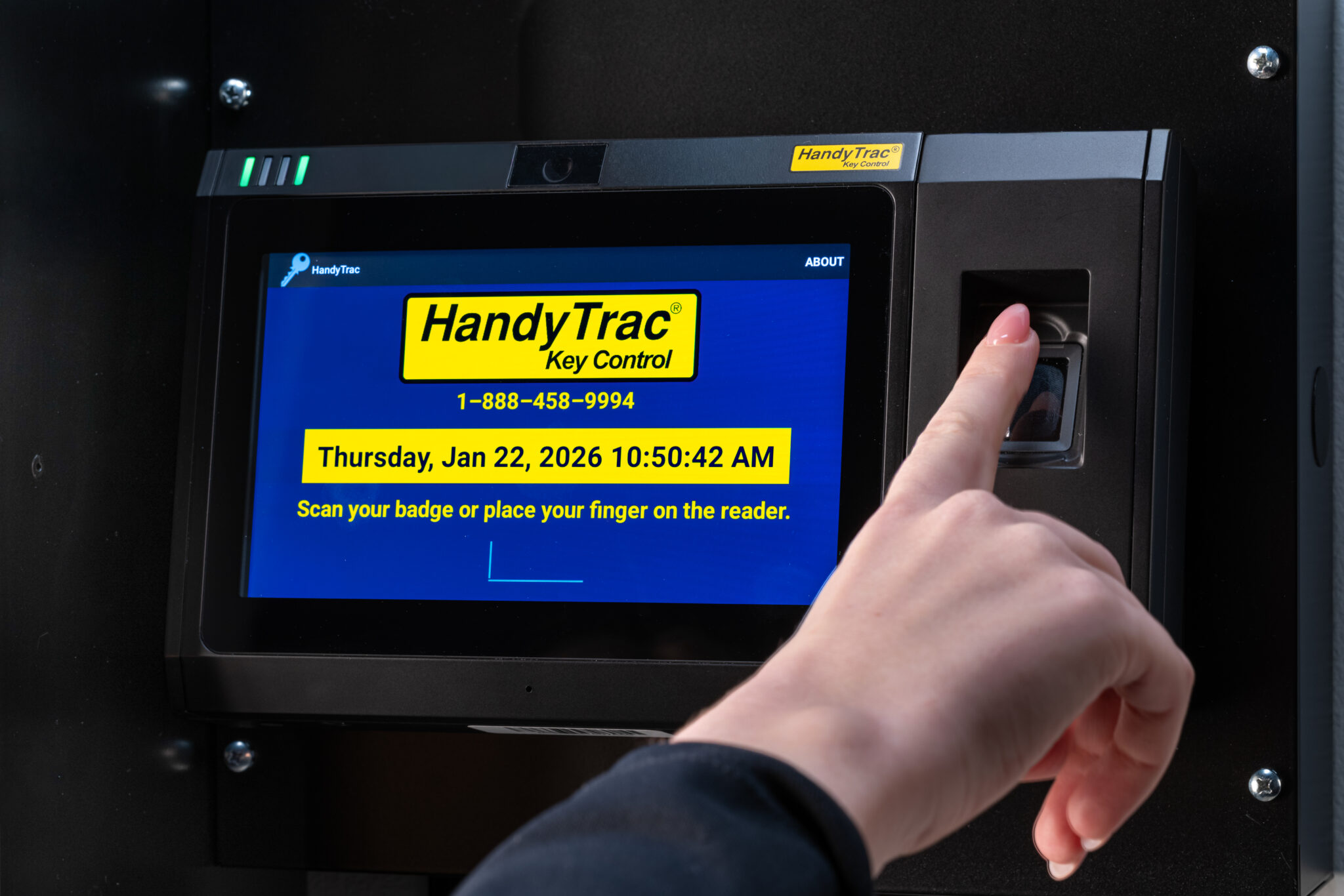 Premium Touch - HandyTrac Key Control - Biometric Key Control