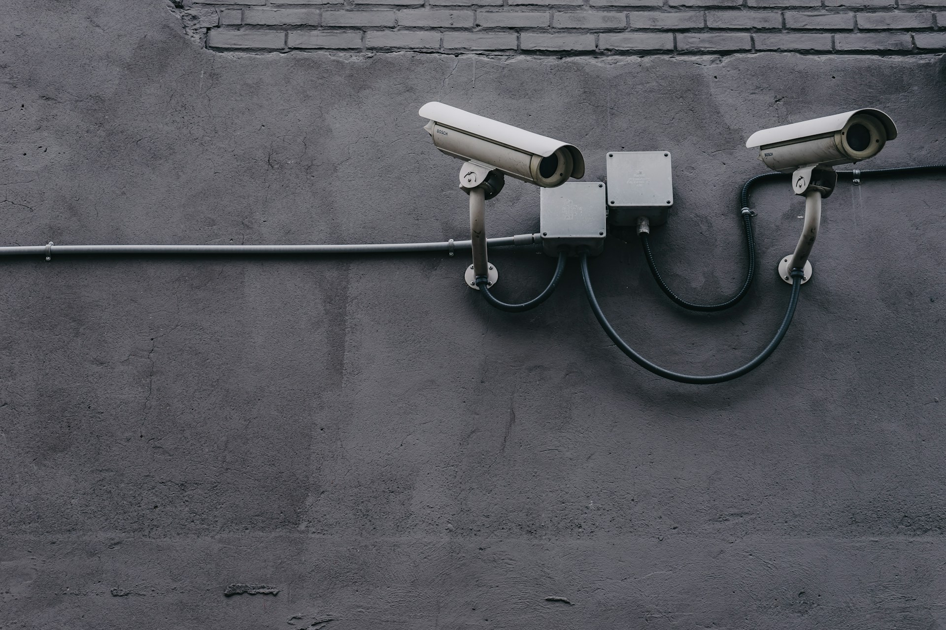 Wireless Key Control: Enhancing Accessibility and Security Through Innovation