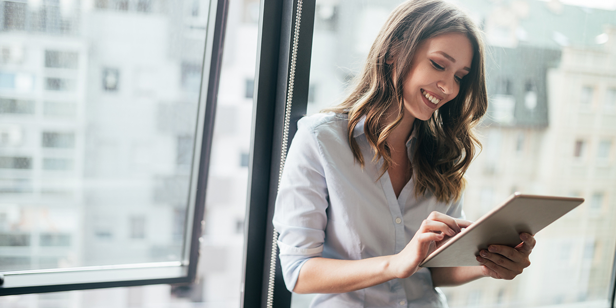 Multifamily property manager filling out key control policy checklist