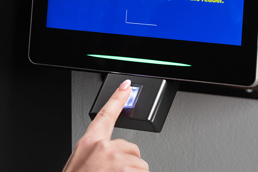 Editing fingerprint access with HandyTrac