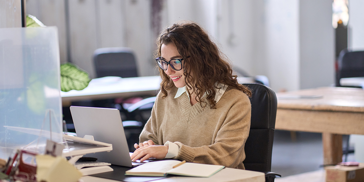 property manager ordering supplies on the HandyTrac online store